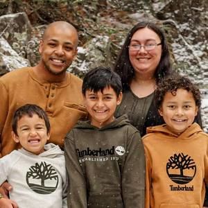 Meet your Posher, Lee